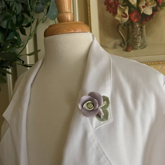 Vintage Bisque Porcelain Rose Brooch - Picture 5 of 5